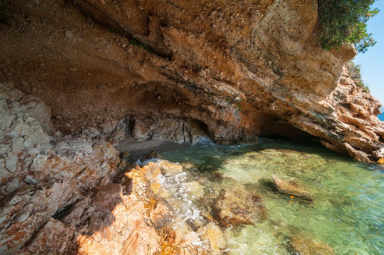 Hidden Gem By Nono Ban - Robinson Style Villa Bol Ngoại thất bức ảnh